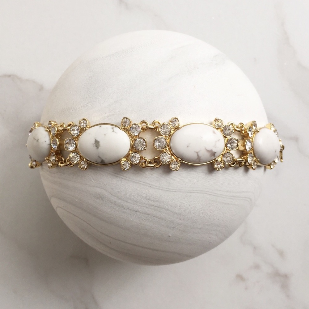 Ann Taylor marble and gold bracelet